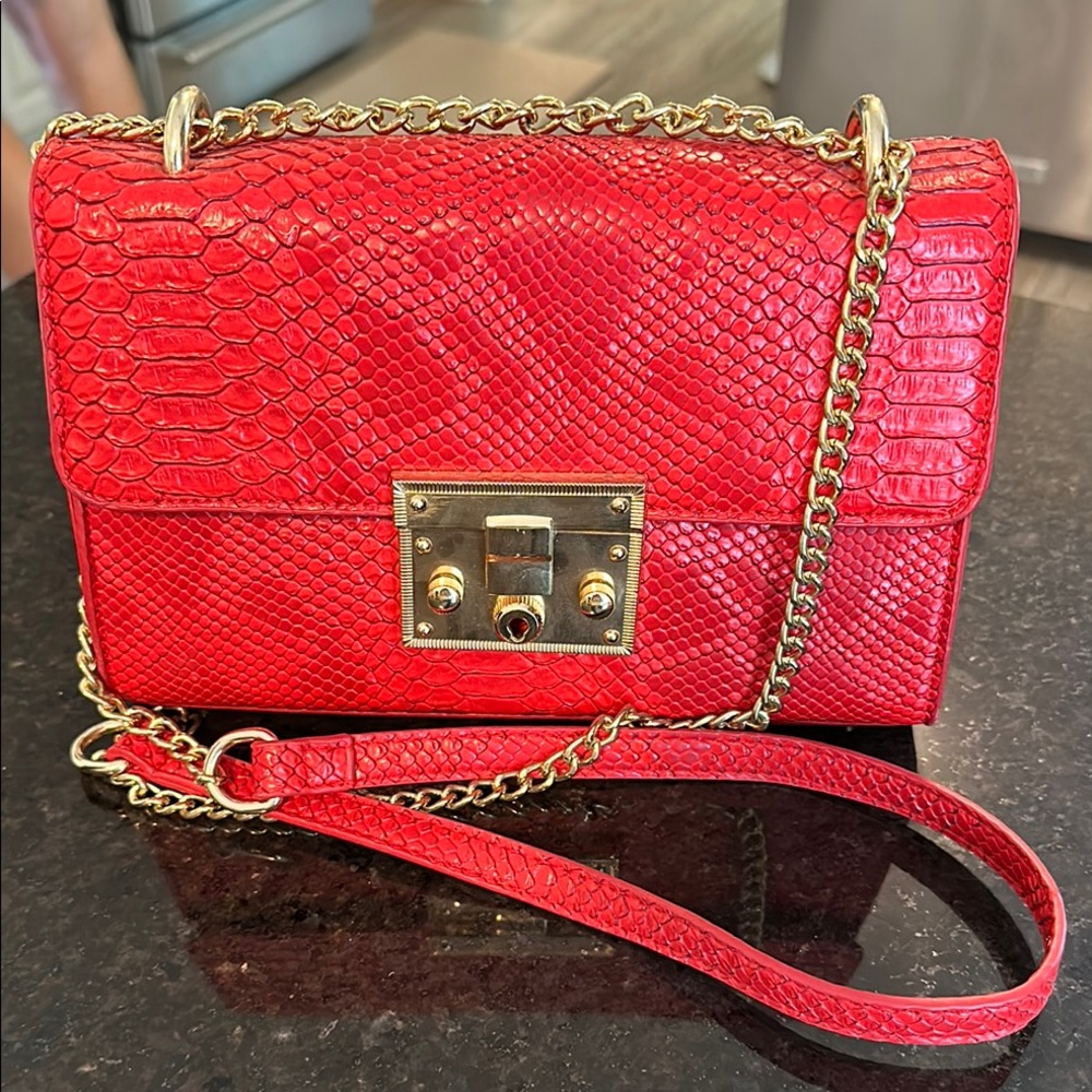 Red Snake Print Chain Shoulder Bag